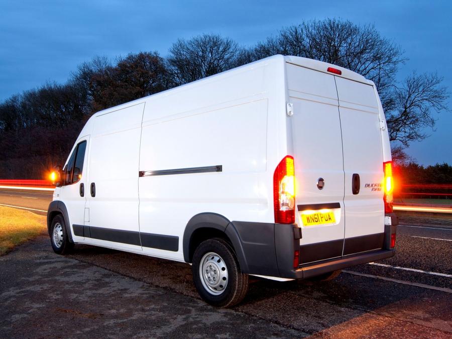  Fiat Ducato Van 2006 года  (UK) (фото 14 из 16)